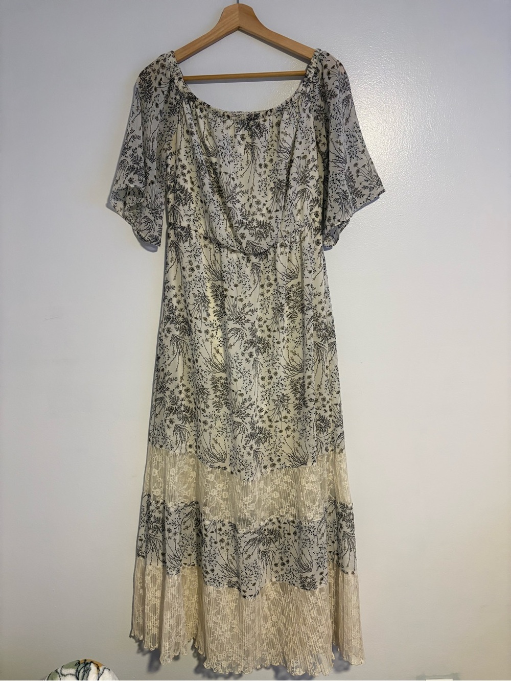 Cato Cream and Black Floral Tiered Maxi Dress